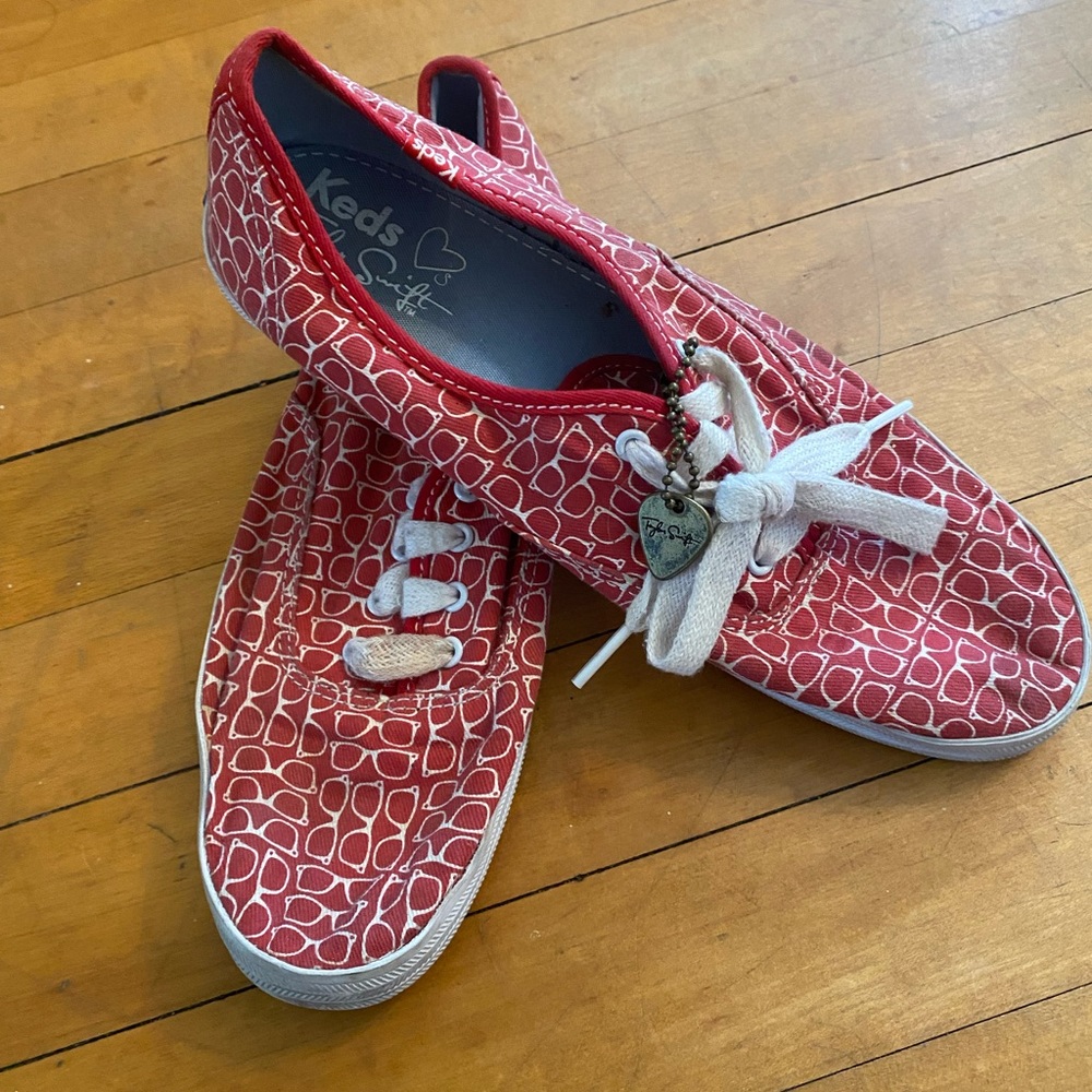 Red Ked’s by Taylor Swift